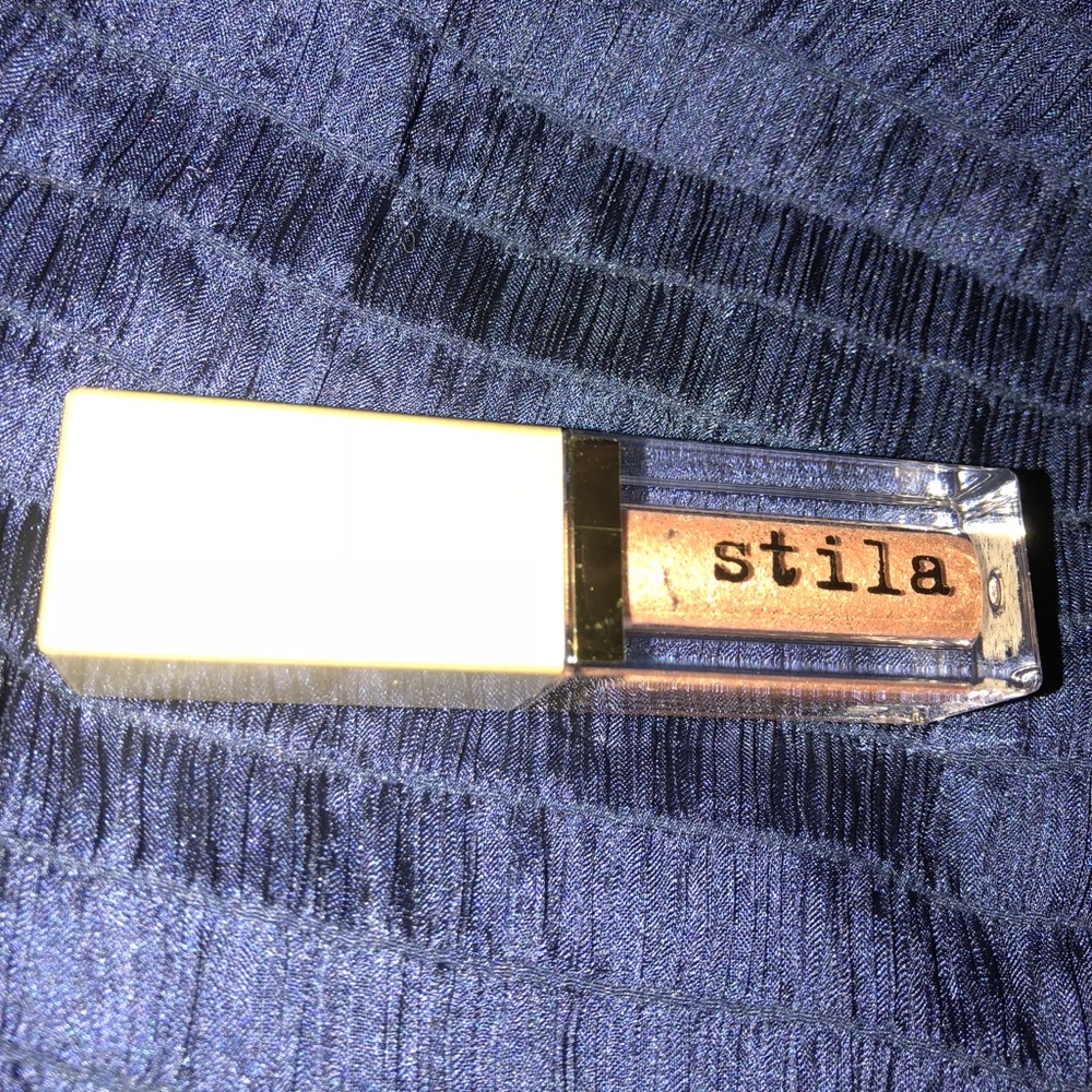 STILA GLITTER SND GLOW HIGHLIGHTER- Kitten
